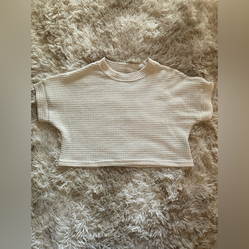 Crop knit sweater size small